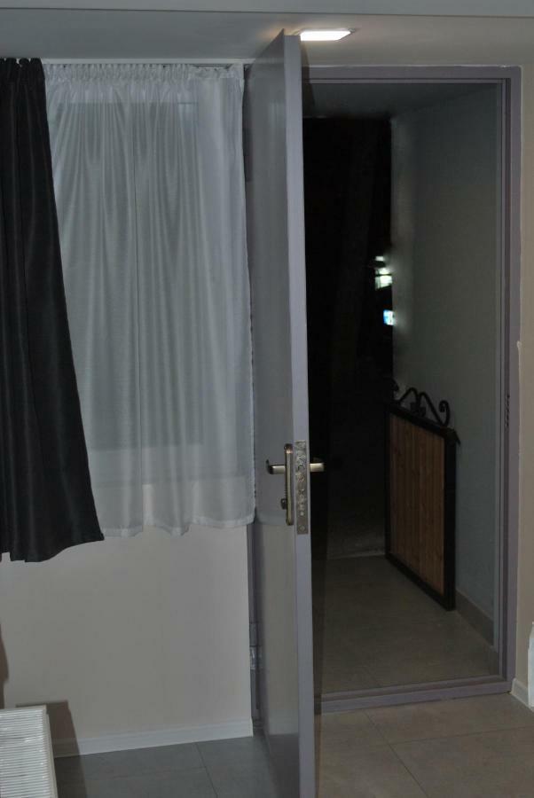 Nikas Apartment Tbiliszi Kültér fotó